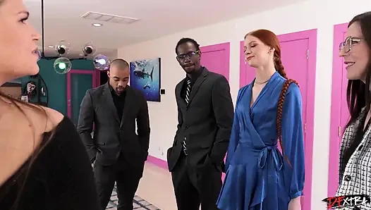 Dfxtra Erin Everheart's Exhibitionist Gangbang