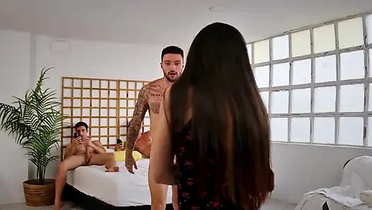 Vahşi Lanet Beyaz Mells Çift Penetrasyon Toplu Saldırısı