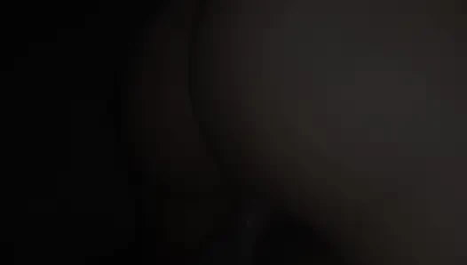 2 orgasme saat aku menunggangi dan menggesek kontolnya dan backshot keras