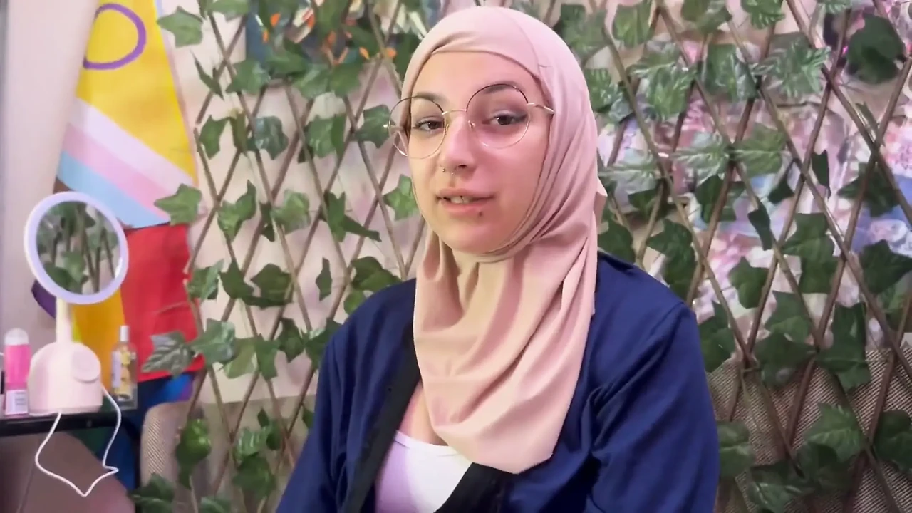 Muslim Goddess Fart on U