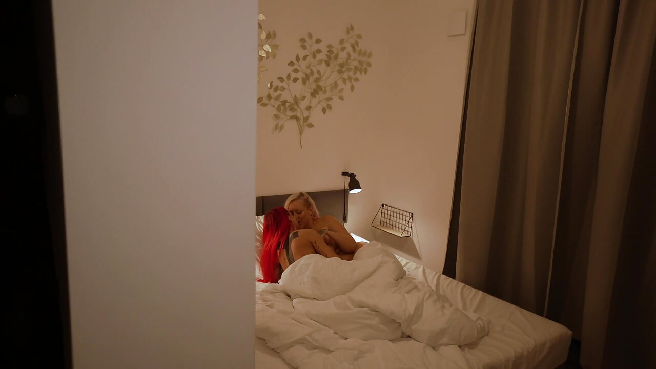 bang wg with Nini and Nika is fucked hot