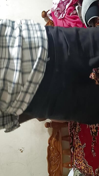 Индийская индийская красивая тетушка дези Saree телугу трахает горячую романскую киску раком