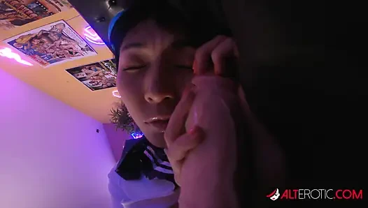 Marica Hase wird beim film gucken angemacht