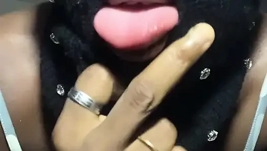 Browngurl234s Чувственная энергия вибраторов в спальне и производительность тверка