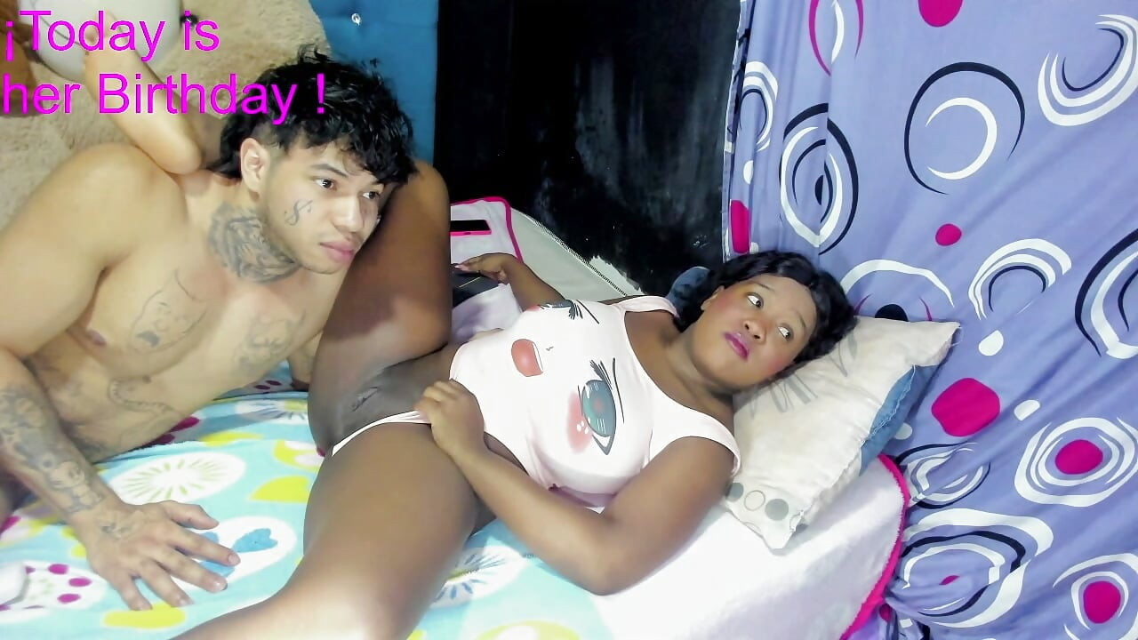 interracial couple sucking pussy.