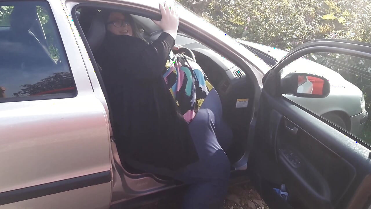 BBW SSBBWは車に収まるのに苦労しています+NG集