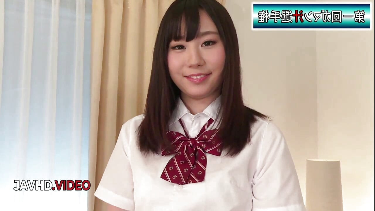 Ichika Ayamori sensual en un juego porno apasionado