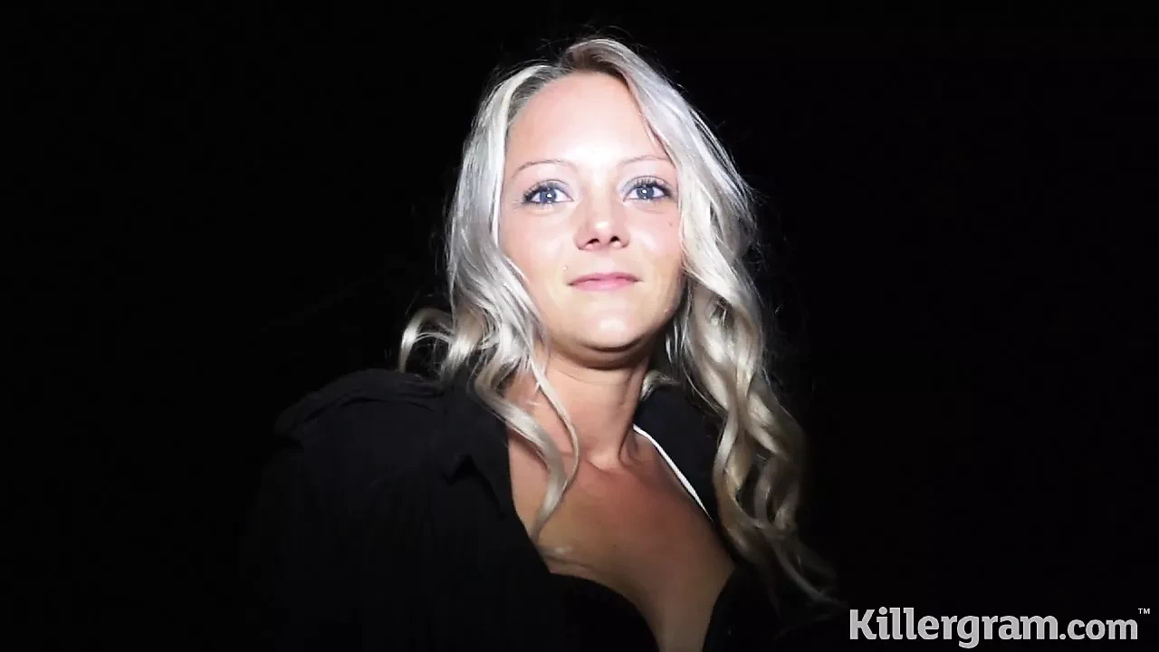 金发后入的熟女被精液覆盖