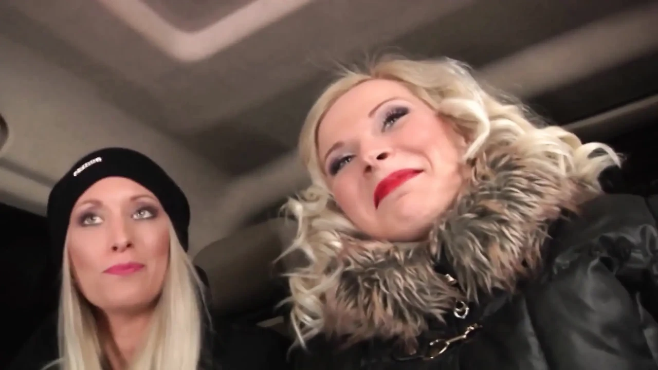 Blonde Fucked Hard in Fick Bus