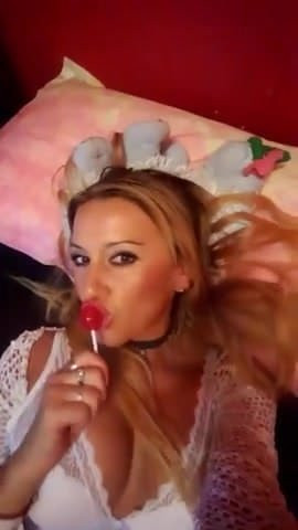 Romanian MILF Slut Dina 2