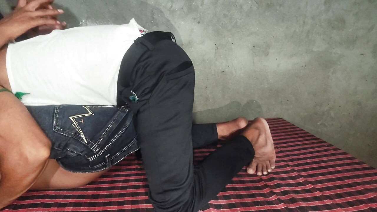 Chhoti Gand Mein Bada land se gand ki chudai Ki dost ne hot boy
