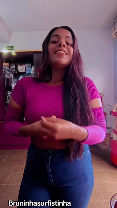 Bruninhasurfistinha