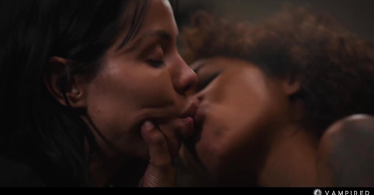 Ebony Vampire Seduces Female Mistress - Lesbian Hardcore Fantasy