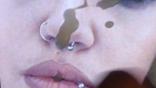 Spermaslet Steph verwennen met nog een lading in het gezicht