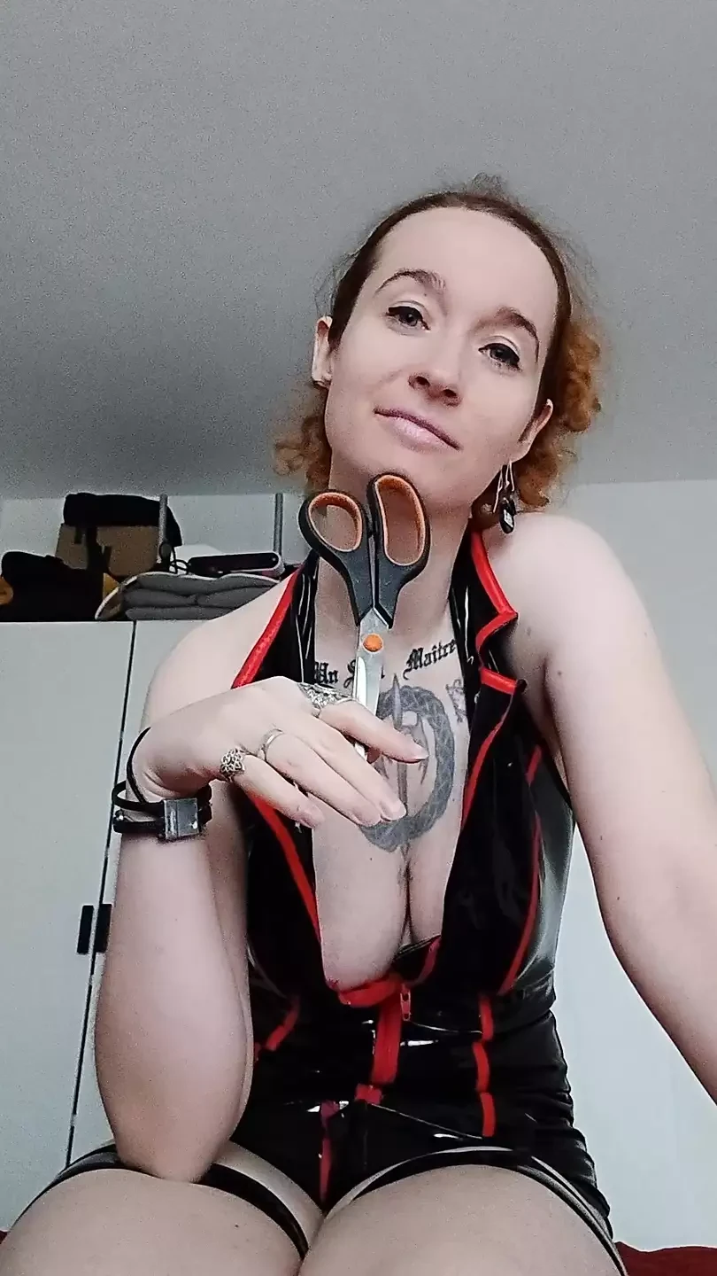 I'm telling you how I'll cut off your little