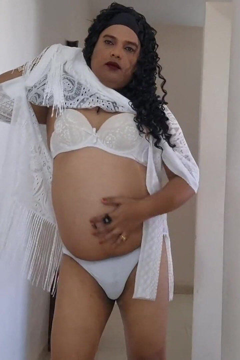 Jada Fire Is Squirtwoman Beach Fun with Me