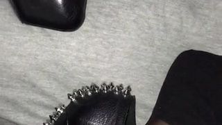 Cumming on a whores heels