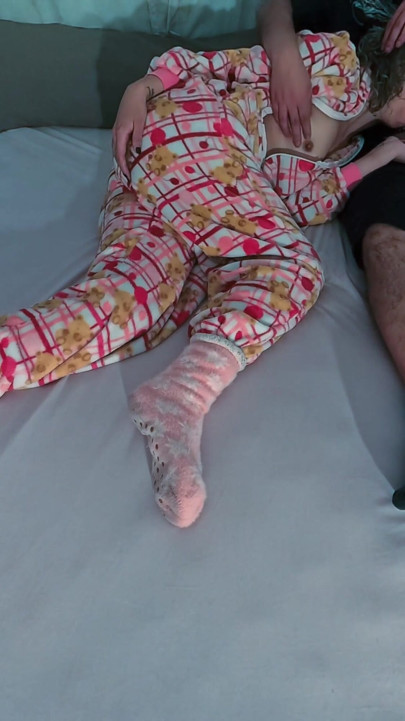 Stepsister sucked his cock until she got all the cum out of it. | Clip 2
