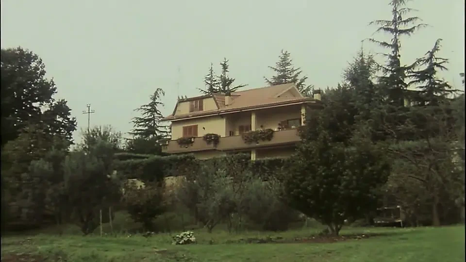 在性酒店, 没有人能幸免