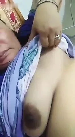 Assamese Aunty Showing Mature Hairy Pussy