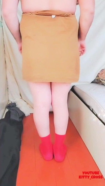 Ohromující okamžik z "Masturbace a skvělá nálož Cumshot Na konci Velký kulatý zadek Sexy Sexy Blond bbw"