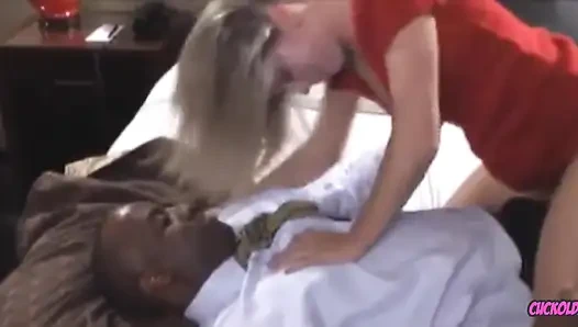 Cuckold milf - istri yang selingkuh