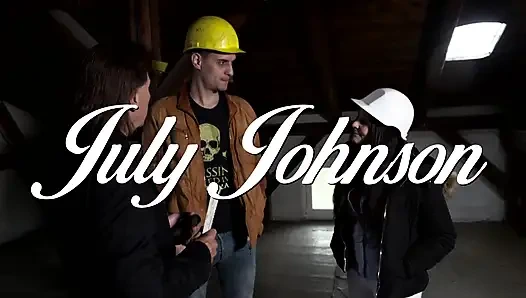 Brunette tetek besar yang lucu dihabiskan dan disemprotkan ke payudaranya