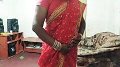Indiana desi bhabhi mostra seus peitos bunda e buceta 10