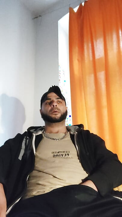 Dirtyjunkbro Playing Whit a Dirty Socks. Alot of Precum!