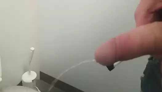 iş yerinde pissing