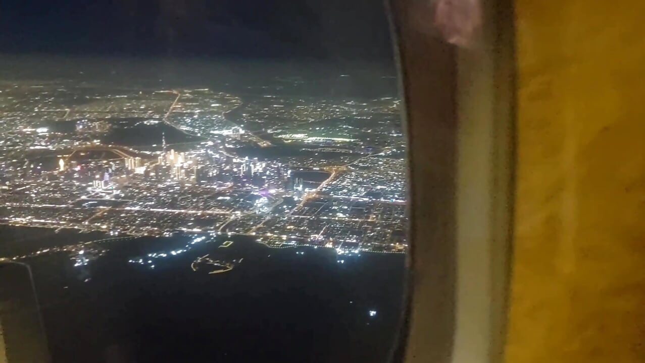 Зрелая Блондинка-жена Наслаждается Сексом Наполовину Обнажённой