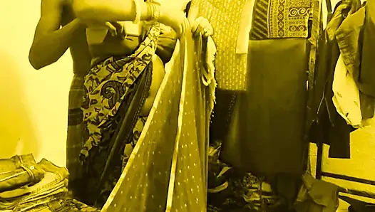 Romantic Hot Bhabi sex video.