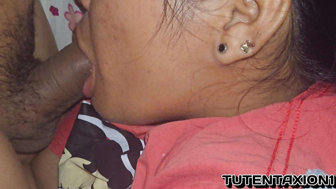 Little STEPDAUGHTER SWALLOWS DADDY'S MILK