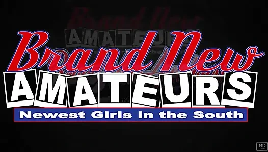 Миниатюрная Inked студентка-брюнетка Katie Walls грязно лижет оминка, жадный глотание спермы!