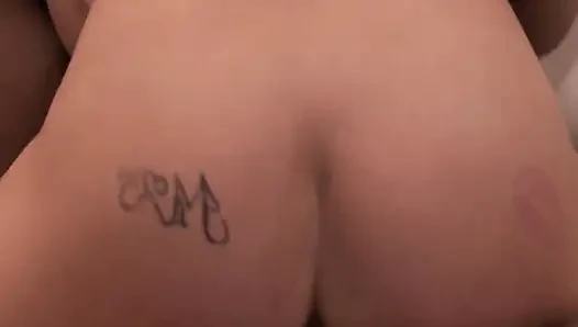 Ibu-ibu semok rambut pirang dengan toket besar 2_sexy dientot habis-habisan sampai dicrot di toketnya