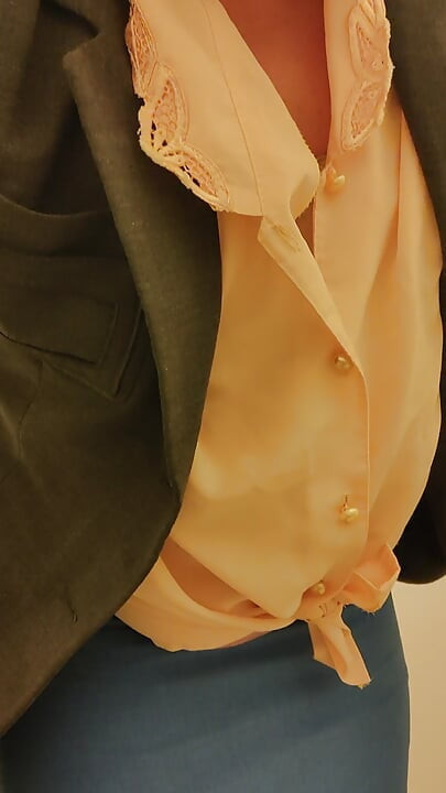 Lilian77 vežba sa dildom