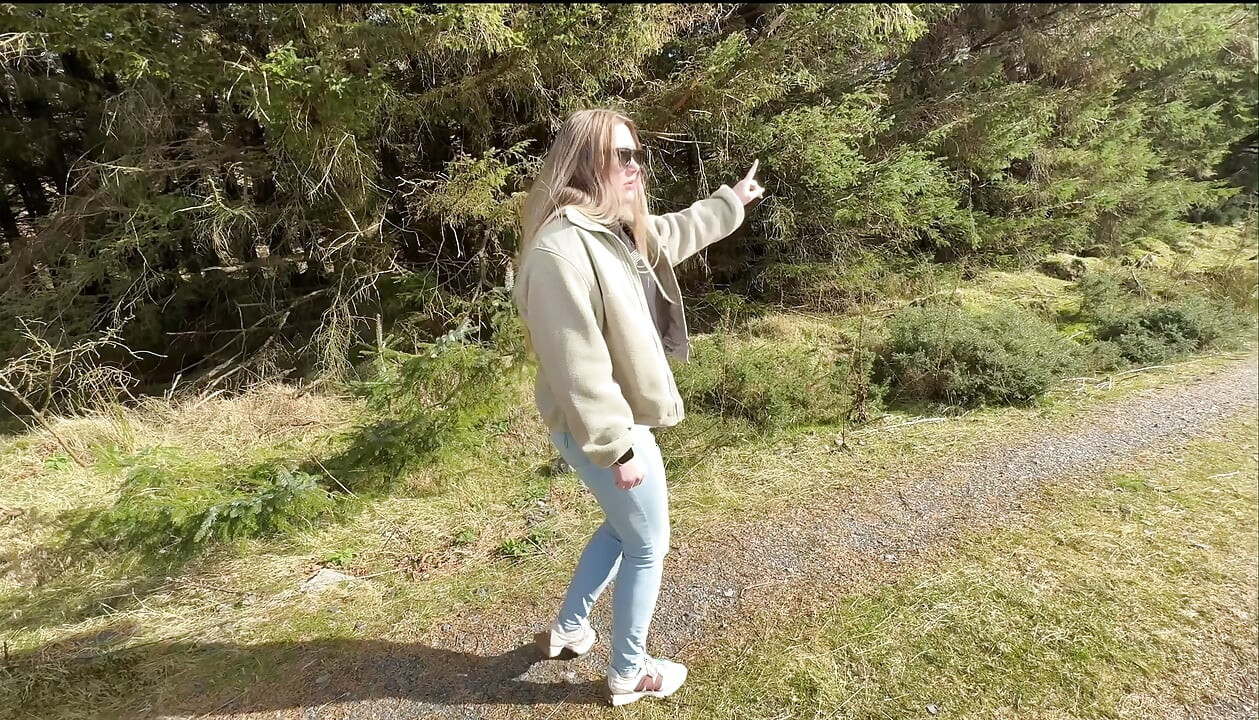 Emergency While Walking on the Public Trail but Had to Wet My Jeans