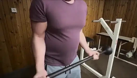 Spor salonunda riskli seks. Çok fazla proteine ihtiyacım var