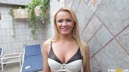 Tranny strokes her cock and stuffs her ass