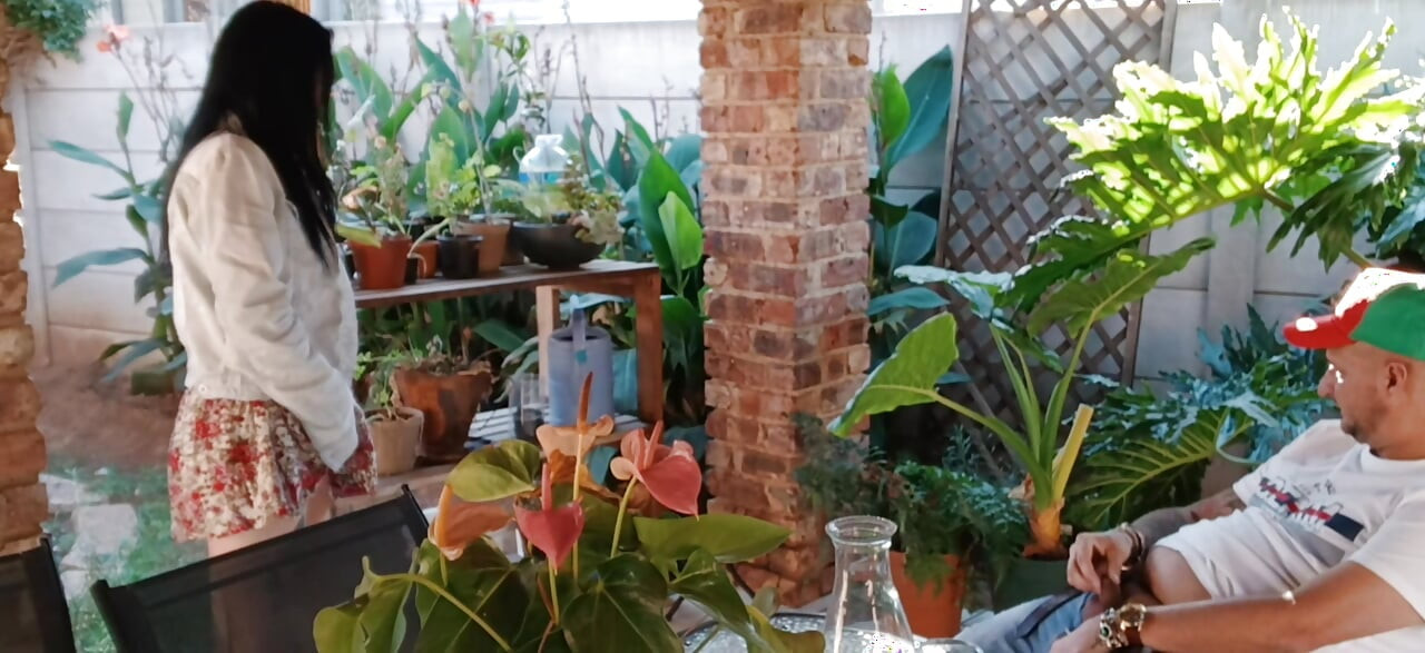 สนุกเอาท์ดอร์กับเมียร่านของเพื่อนบ้าน