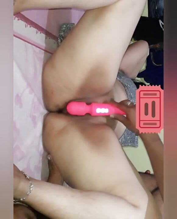 Priya bhabi kocasıyla sert seks yapıyor