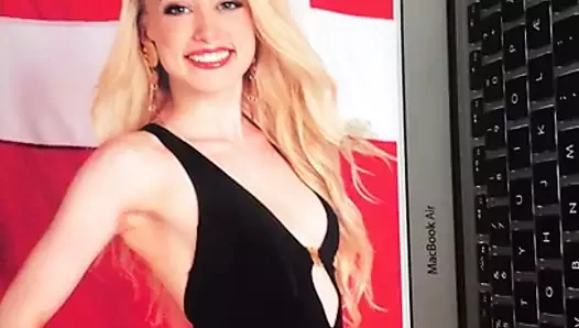 Danimarkalı politikacı aki-matilda hoeegh baraj cumtribute