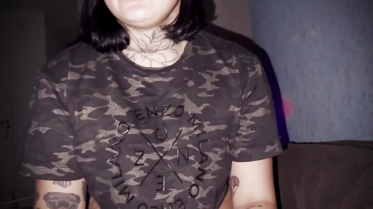 Eu fiz sexo com um soldado latino, a melhor buceta que eu já tive na minha vida