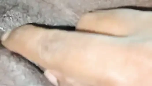 Eşim, içine salatalık koyduğu için patladı.