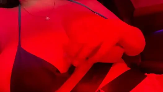 Büyük areola memeli teşhir ft. tombul dani valentina