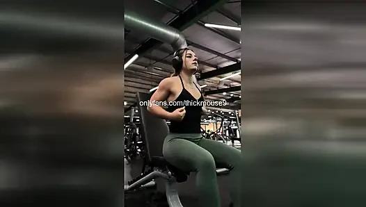 18yo Fisting Accident: Arm Elbow-Deep in Pussy on Live Stream