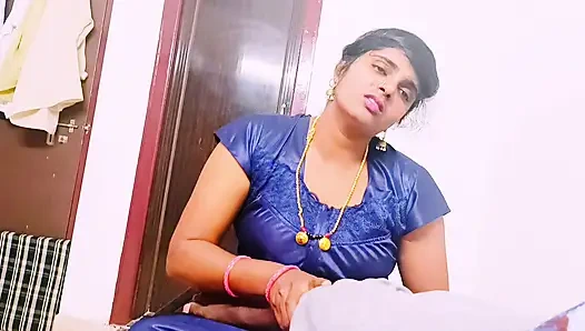 Тайный секс дези. Индийская домохозяйка неверная муженька тайно трахает муженька маленьким братцем, большим хуем