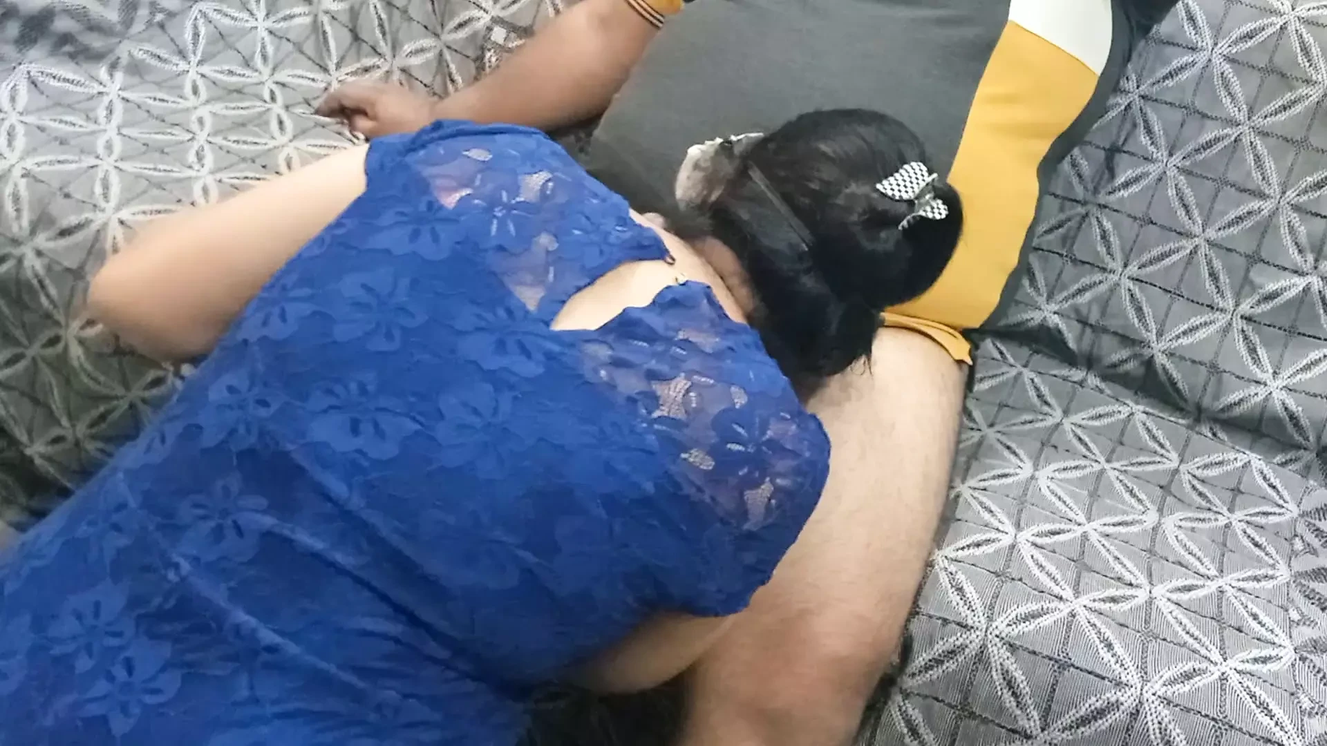 Malayali nurse massage a big cock  happy ending handjob (big cumshot)