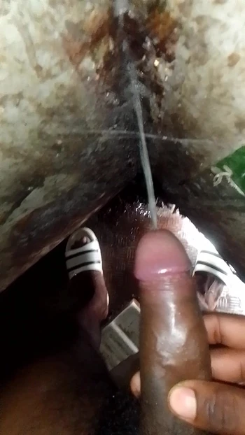Khada Land Mutana Pressure Se Indian Boy Khade Cock Muth Raha Hai Pressure Se