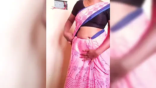 Ammu elbisesi gecelik değiştirip sari büyük memeler ammus göğüslerini gösteriyor